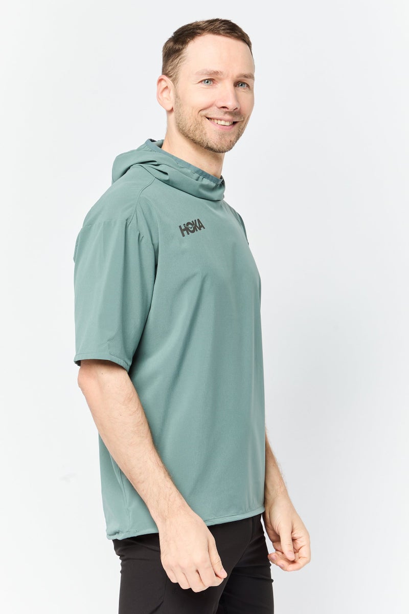 Hoka جاكيت تدريب قصير الأكمام للرجال، رياضي، لون أخضر رمادي - Image 2